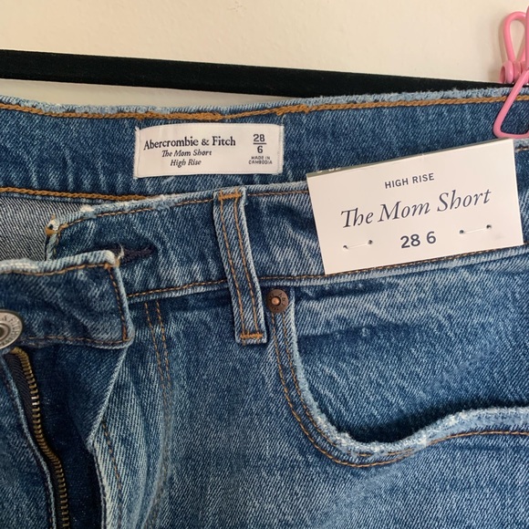 Abercrombie & finch mom Short - Picture 2 of 3